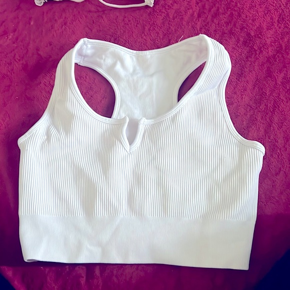 Tops - Large sportsbra